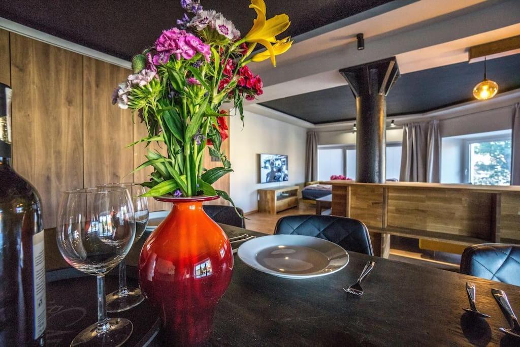 Uroczy Apartament Wita Stwosza Most Klodzko Luaran gambar