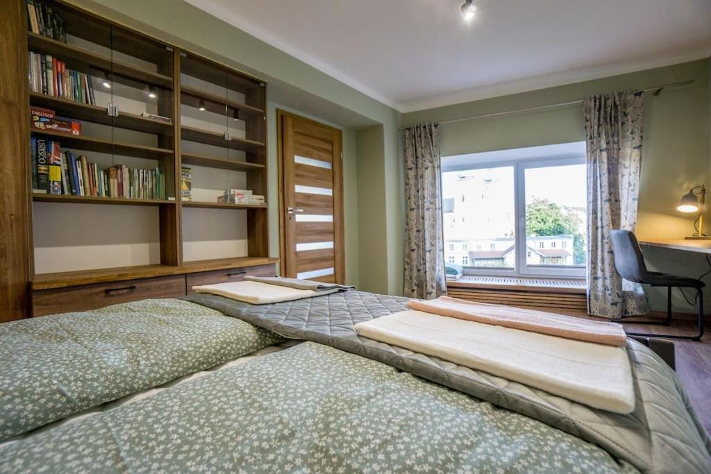 Uroczy Apartament Wita Stwosza Most Klodzko Luaran gambar