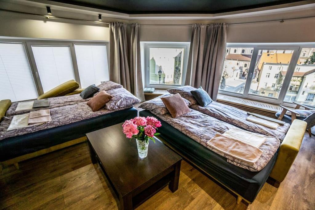 Uroczy Apartament Wita Stwosza Most Klodzko Luaran gambar